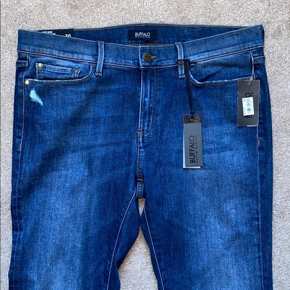 NWT Women’s Buffalo David Bitton Distressed Jeans - Picture 2 of 8
